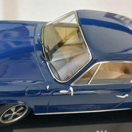 Porsche 911 S escala 1/18 Norev